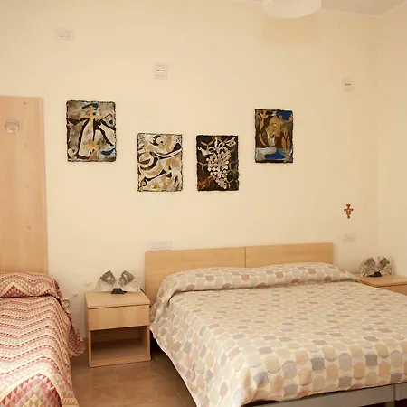 & Pozzo Misseo فندق مبيت وإفطار 3*